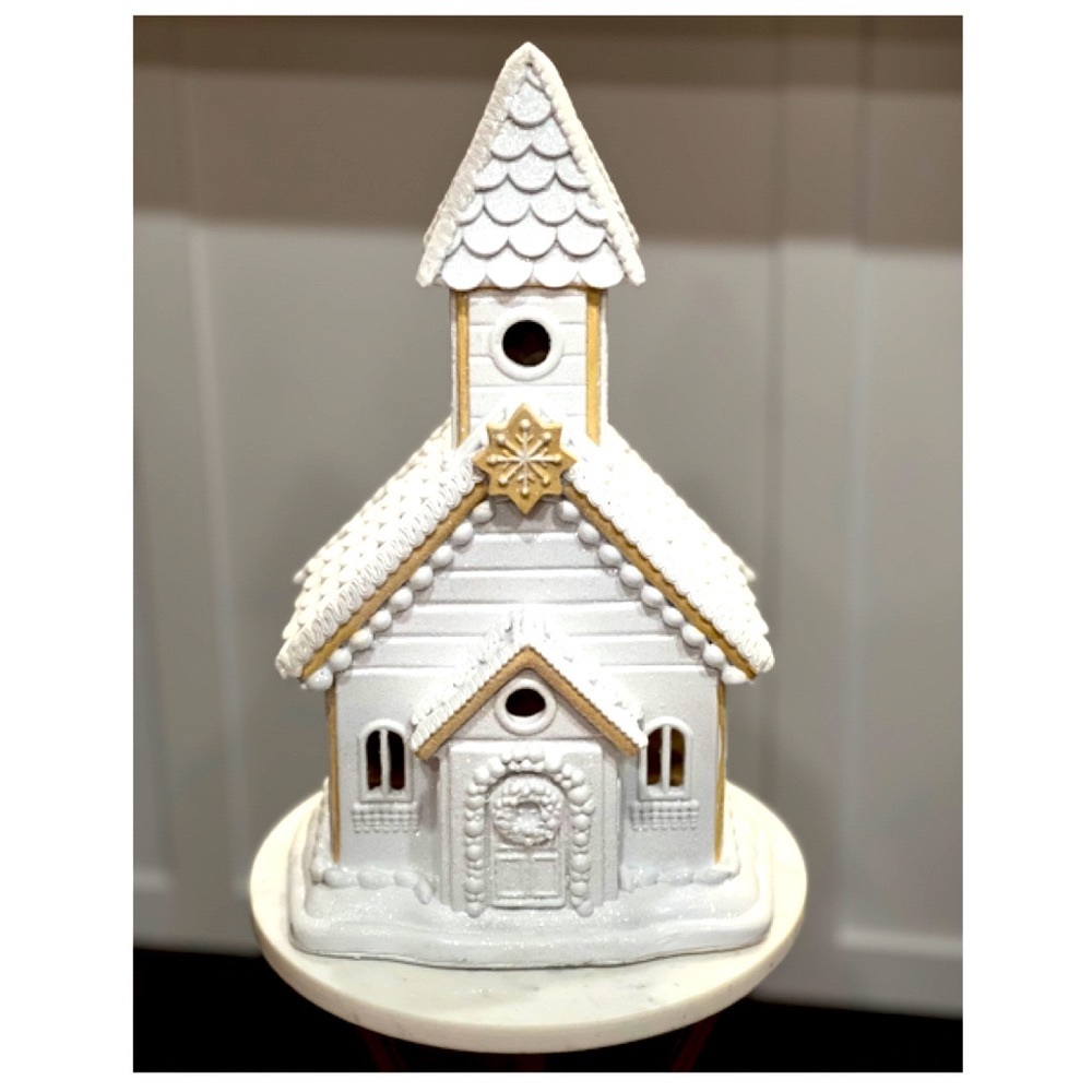 NEW Gingerbread Cookie Candy Church Tabletop Decor for Christmas Village